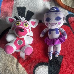 Five Nights At Freddy’s plushies