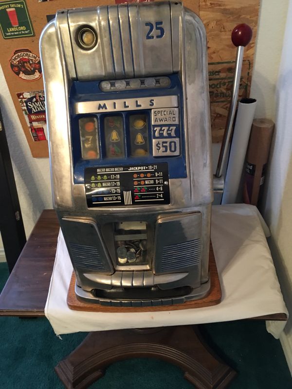 Mills High Top 25 Cent Antique Slot Machine for Sale in Las Vegas, NV