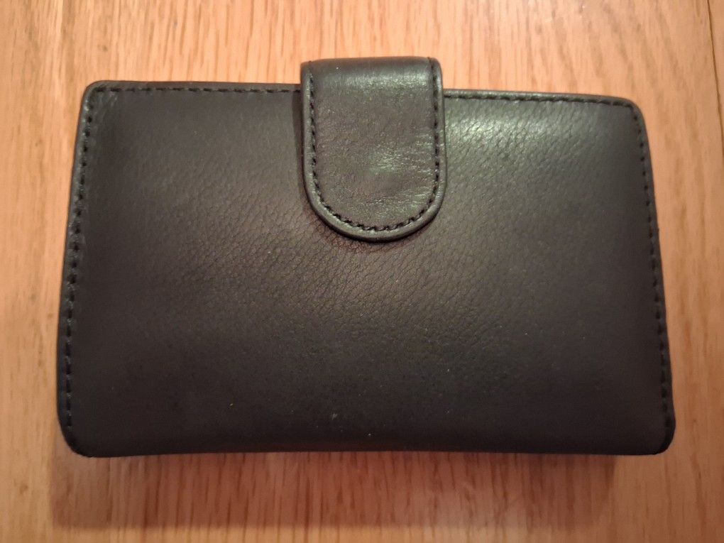 Black Leather Ladies Wallet