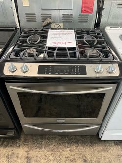 USED FRIGIDAIRE GAS RANGE