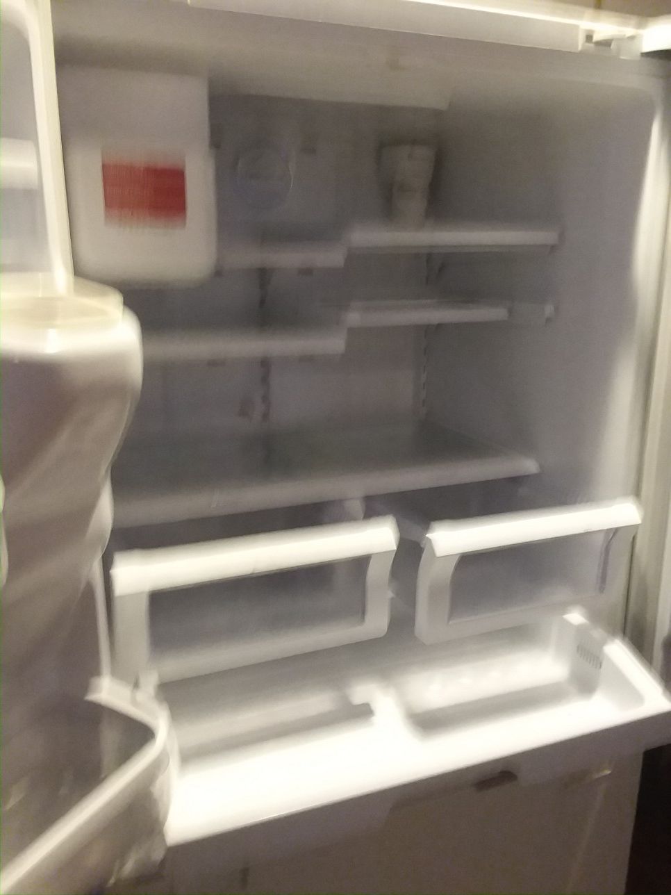 Is the Samsung freezer on bottom fridge on top double doors