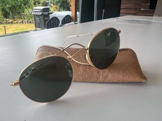 Ray-Ban Round Metal Sunglasses with Case