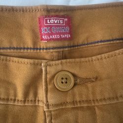 Men’s Levi Jeans & Casual Kenneth Cole Pants