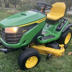 John Deere S170 lawn tractor riding mower. 48” deck
