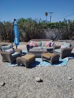 Outdoor patio set