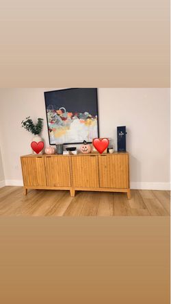 Side board / buffet