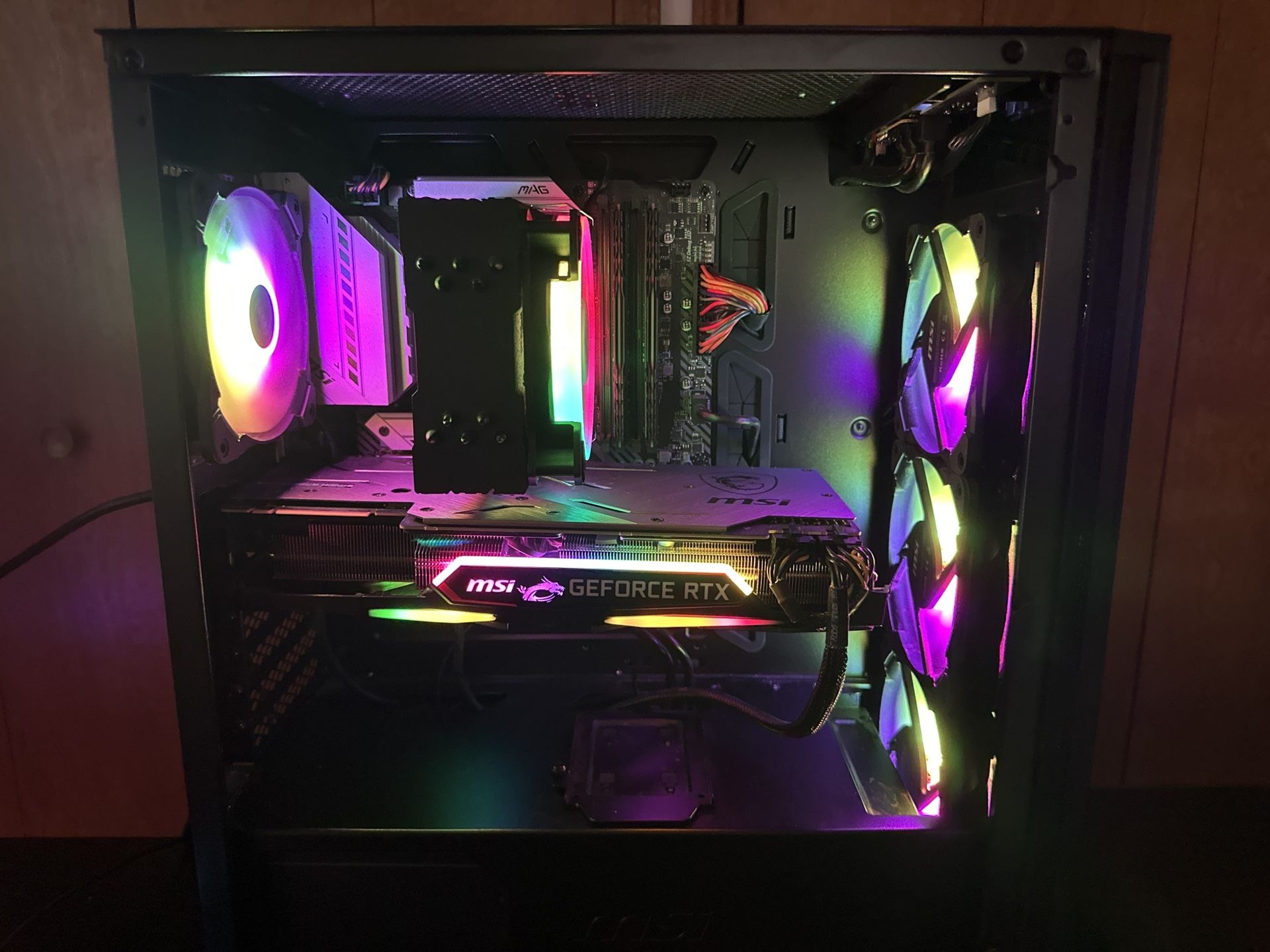 Gaming PC – RGB Setup | i7-10700F, RTX 2070 Super, 16GB RAM, 1TB SSD
