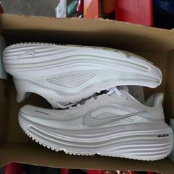 Nike winflo 12