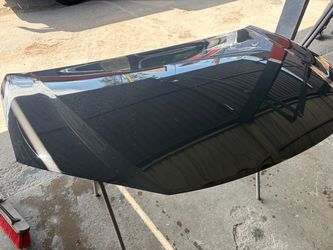 Toyota Prius 2025 hood