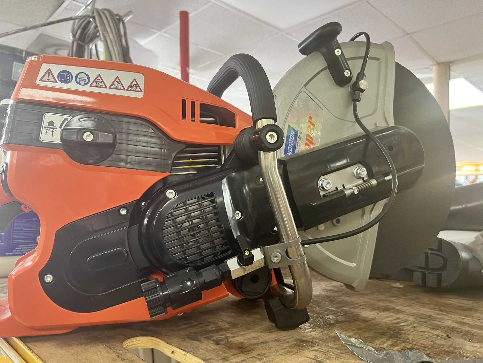 Brand New Concrete Saw!!