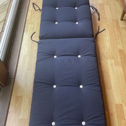 Like New Recliner Custion