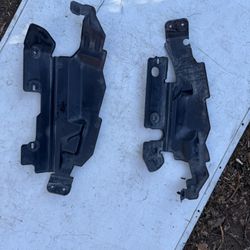 2021-2023 Ford F-150 Radiator Air Deflector 