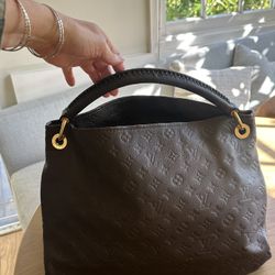 ORIGINAL ARTSY LOUIS VUITTON BAG- LIKE NEW!!