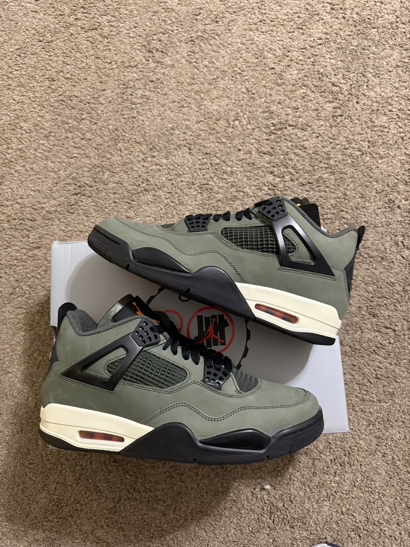 Jordan 4 Undefeated (2025)