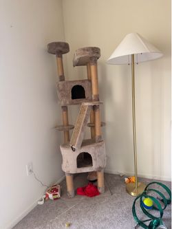 Lightly used cat tree