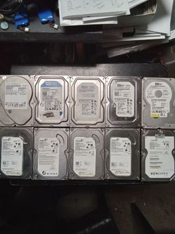 Lot 10 sata hard drives 3.5 for desktop computer PC from 40gb to 360gb
Tested and wiped