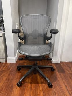 Herman Miller Aeron Size B Fully Loaded With Lumbar
