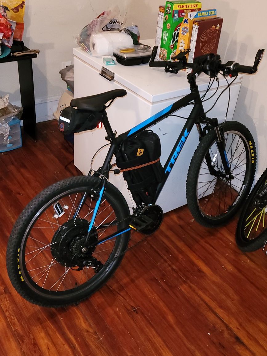 Ebike Mountain bike Trek Bicycle