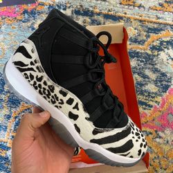 Jordan 11 Safari Size 10.5 W 9M Brand New