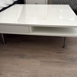 IKEA Coffee Table 