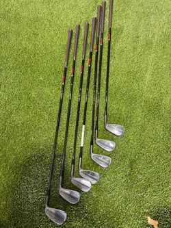 Cobra KING Tour Black Irons