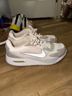 Nike Air Max Low-Top Sneakers