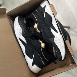 PUMA TROPHY Size 12 $30