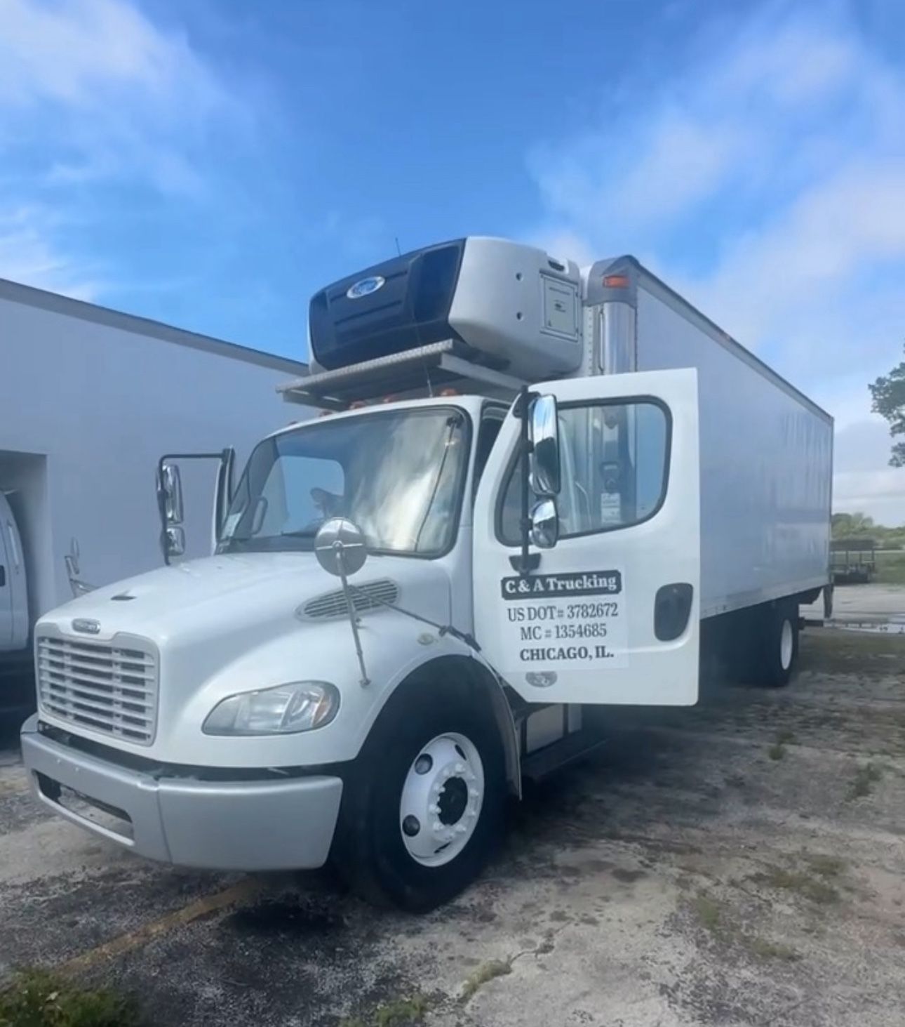 2016 Freightliner M2 106