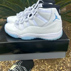 Jordan 11 Legend Blue Size 12
