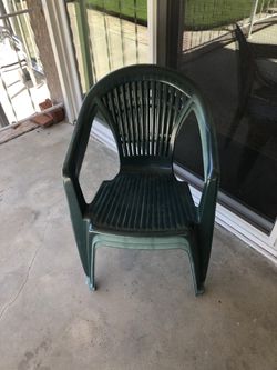 9 green chairs