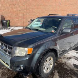 Beater Good A-B Car  Has The Typical For Escape Rust 