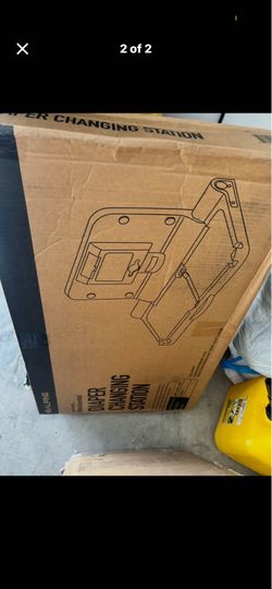 WHITE VERY NEW Alpine Wall Mounted Baby Changing Station - Horizontal Baby Changing Table