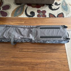 Rolling Ski / Snowboard Travel Bag