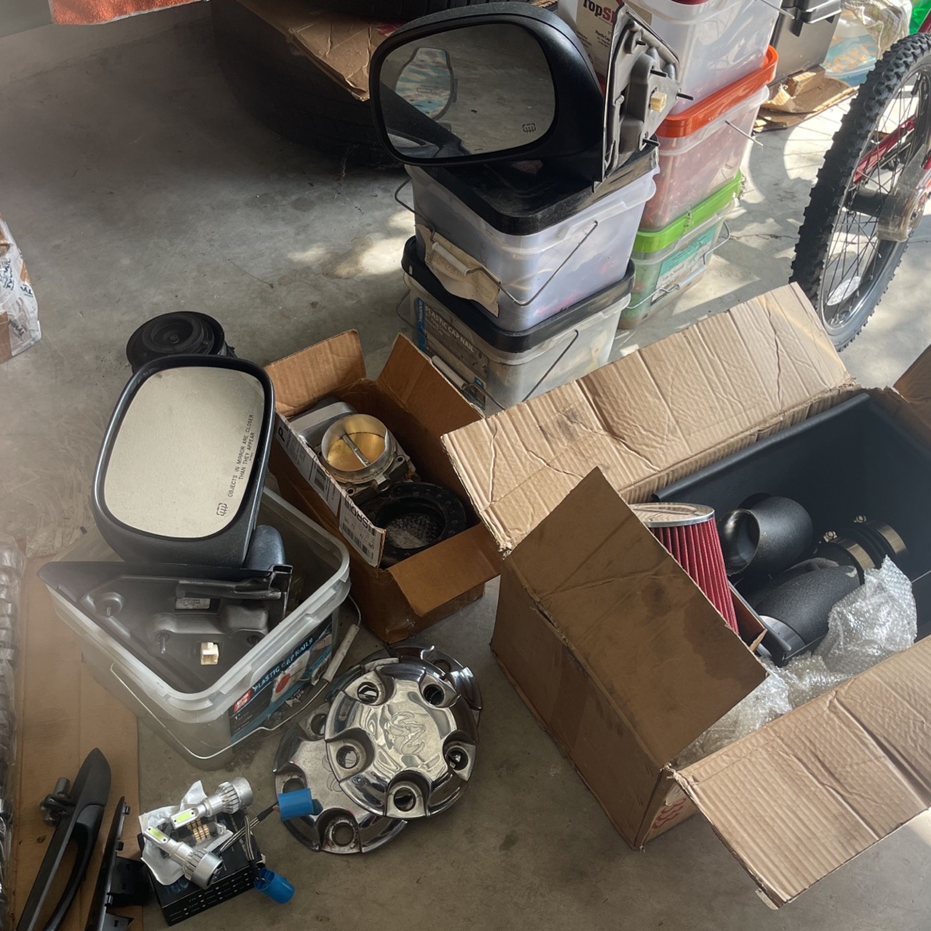 Miscellaneous 2004, Dodge Ram, 5.7 Hemi Parts.