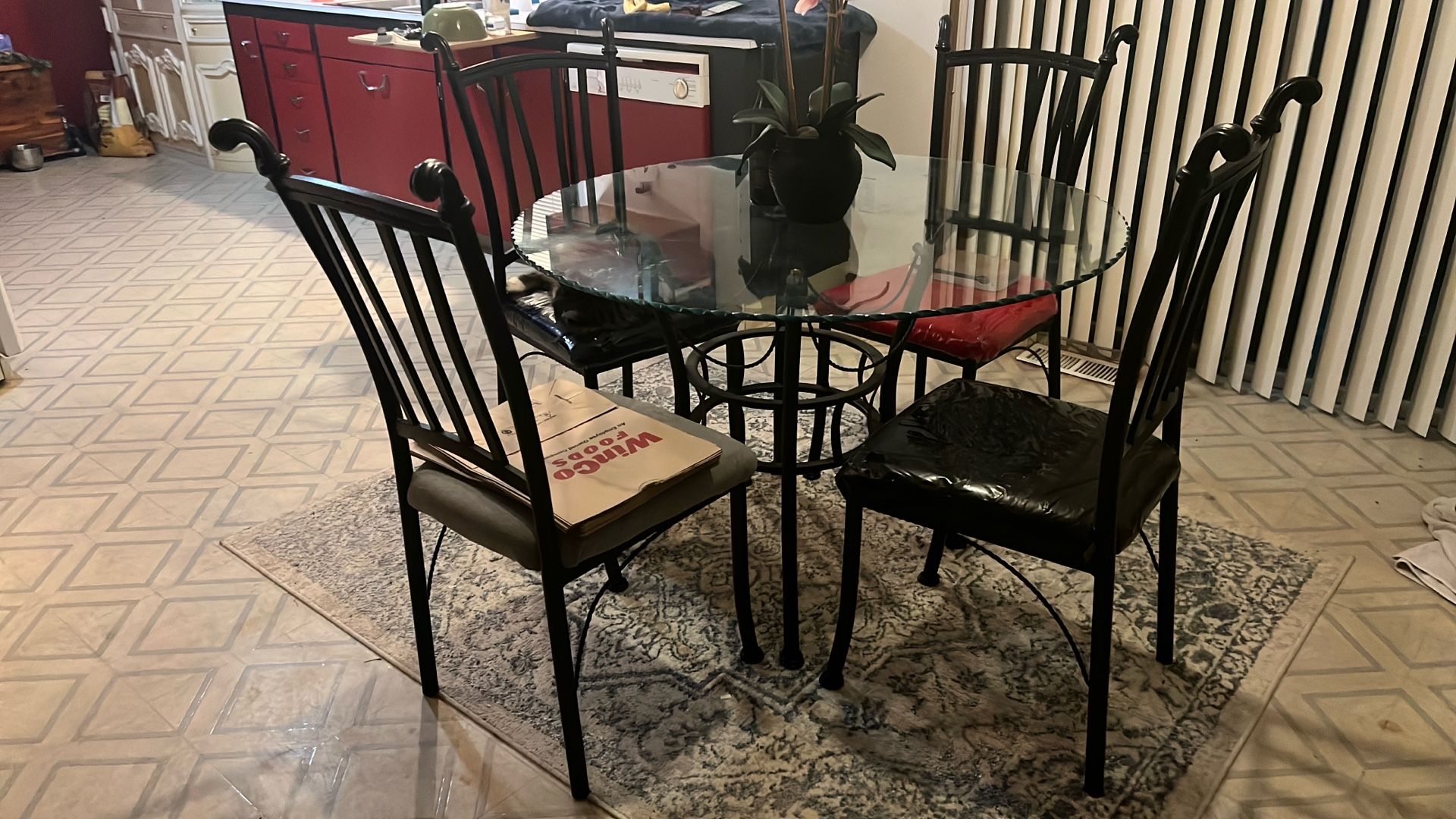 Kitchen Table And Chairs
