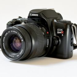 Canon EOS Rebel XS Film Camera + 35–80mm Lens