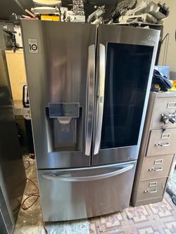 Refrigerator LG