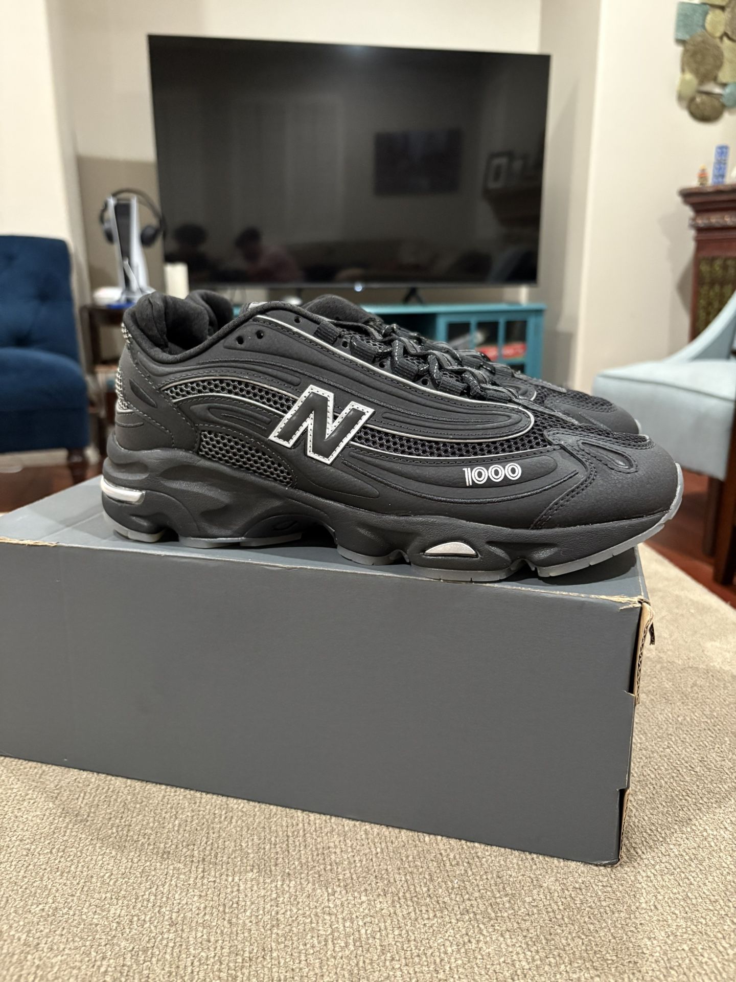 NEW BALANCE 1000 , NEW