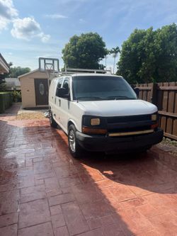 Van chevy express 2010