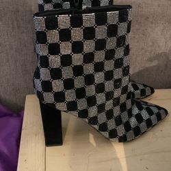 Boots 71/2 New 