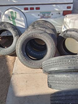 Tires LT275/70R18