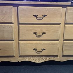 Dresser and 2 night stands