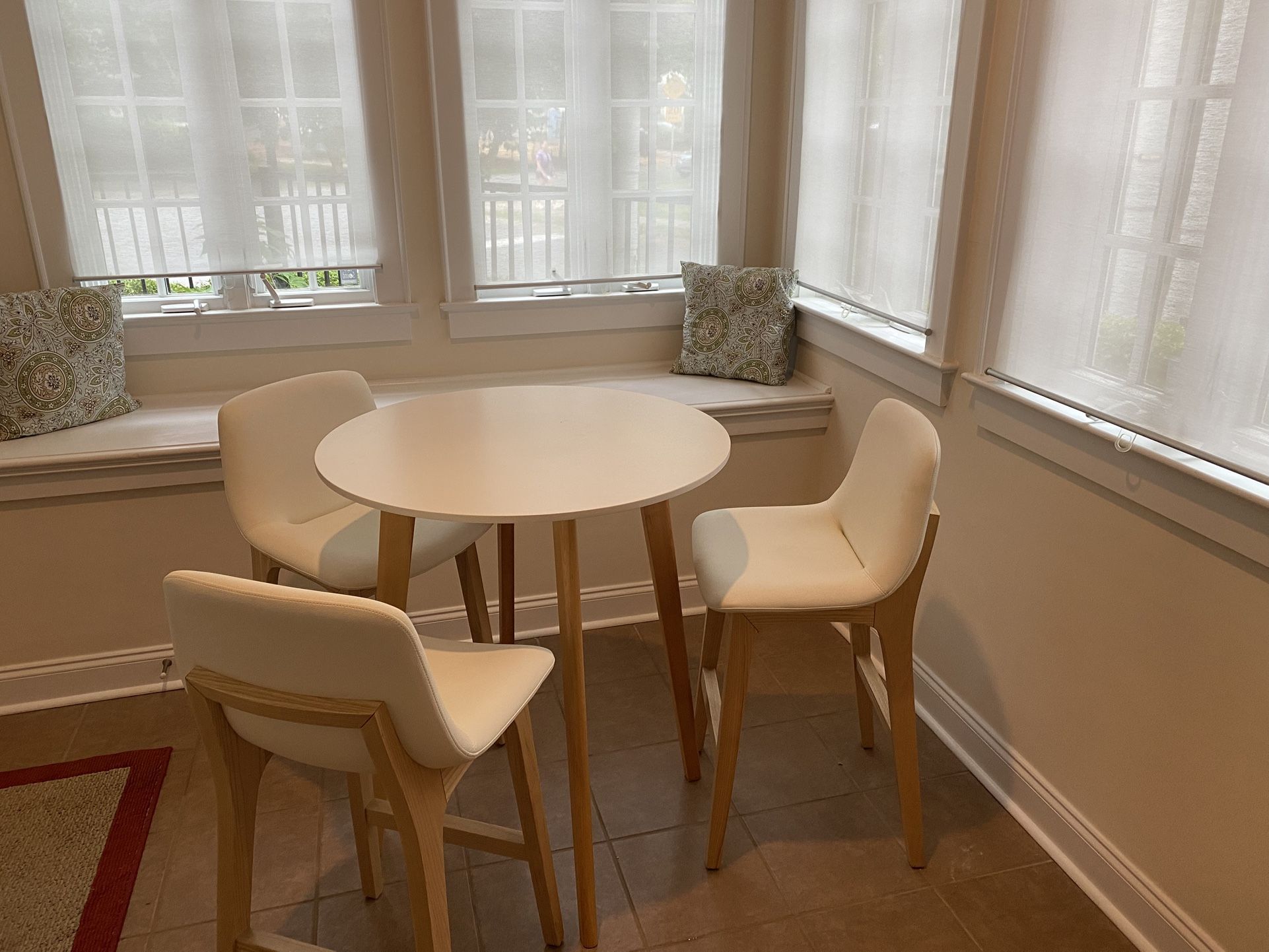 Bistro Table With Three Bar Stools