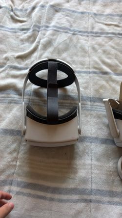 2 Meta Quest 2 VR Headsets + Controllers – Great Condition