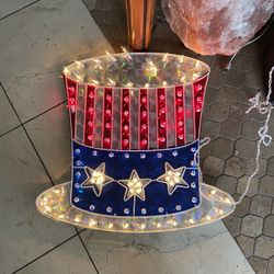 Noma 100 light patriotic hat 18x18