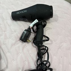 Hair dyer revlon