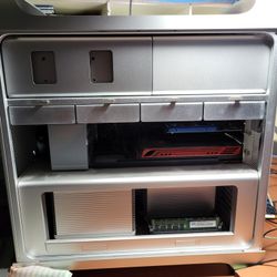 Mac Pro 5.1 2012 Tower Apple  32 GB RAM 1T SSD HD 1TB Sata HD 2TB 12 Core Intel Xeon $400