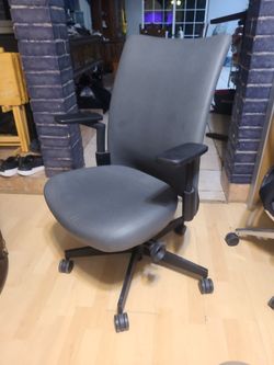 KNOLL Chair 
