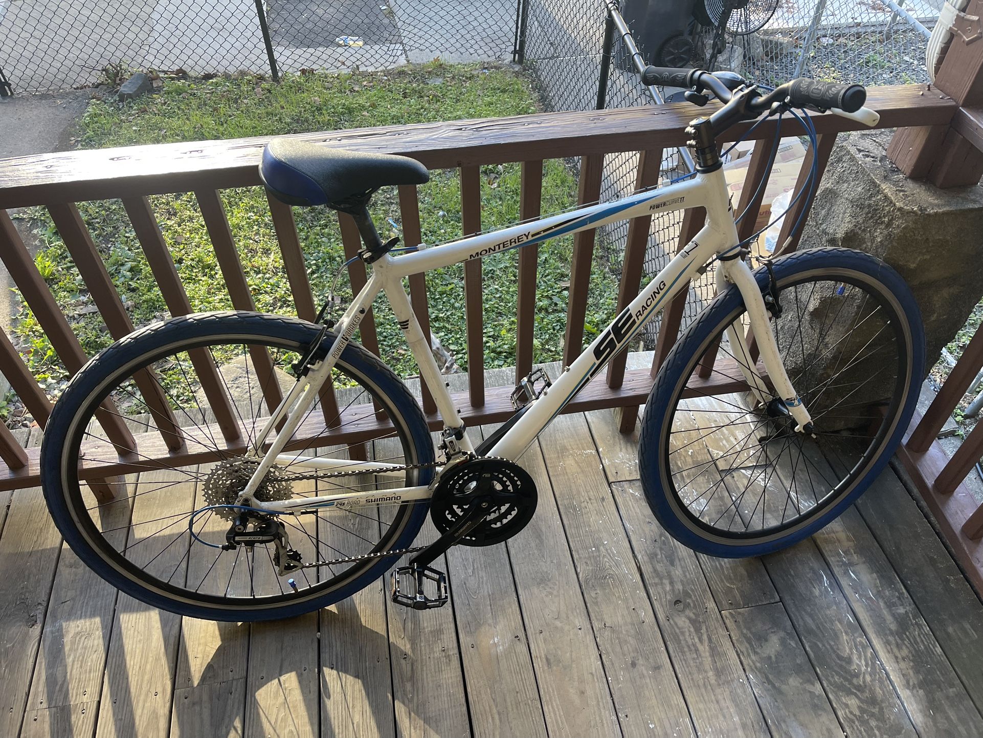 Monterey Se Racing Bike