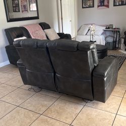 BLACK ELECTRIC COUCHES SET